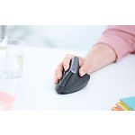 Изображение Мышка Logitech MX Vertical Graphite (910-005448 / 910-005447/ 910-005449) #2 Фото Мышка Logitech MX Vertical Graphite (910-005448 / 910-005447/ 910-005449) #2