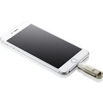 Изображение USB Flash 32Gb Apacer AH790 Dual Lightning Silver USB3.1 AP32GAH790S-1 #4 Фото USB Flash 32Gb Apacer AH790 Dual Lightning Silver USB3.1 AP32GAH790S-1 #4
