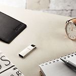 Изображение USB Flash 64Gb Apacer AH13C Silver AP64GAH13CS-1 #1 Фото USB Flash 64Gb Apacer AH13C Silver AP64GAH13CS-1 #1