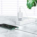 Изображение Сетевое ЗУ Hoco C72Q Glorious White (6931474732514) ,1*USB-A, QC3.0,18W #2 Фото Сетевое ЗУ Hoco C72Q Glorious White (6931474732514) ,1*USB-A, QC3.0,18W #2