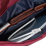 Изображение Рюкзак для Notebook RivaCase 8335 Red с диагональю дисплея 15.6" #4 Фото Рюкзак для Notebook RivaCase 8335 Red с диагональю дисплея 15.6" #4