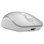 Изображение Мышка A4tech FB26CS Air Icy White, беспроводная BT+2.4 ГГц, бесшумная, аккумулятор, USB, 2000dpi #6 Фото Мышка A4tech FB26CS Air Icy White, беспроводная BT+2.4 ГГц, бесшумная, аккумулятор, USB, 2000dpi #6