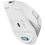 Изображение Мышка A4tech FB45CS Air Silver White, беспроводная BT+2.4 ГГц, бесшумная, аккумулятор, USB, 2000dpi #7 Фото Мышка A4tech FB45CS Air Silver White, беспроводная BT+2.4 ГГц, бесшумная, аккумулятор, USB, 2000dpi #7