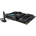 Изображение Материнская плата ASUS ROG STRIX X870-F GAMING WIFI, AM5, ATX #4 Фото Материнская плата ASUS ROG STRIX X870-F GAMING WIFI, AM5, ATX #4