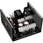 Зображення Блок живлення PcCooler YN750 Black (P5-YN750-G1FFBK1-EU) 750W, Modular, 12V-2x6 ATX3.1,80+GOLD, 135м #3 Фото Блок живлення PcCooler YN750 Black (P5-YN750-G1FFBK1-EU) 750W, Modular, 12V-2x6 ATX3.1,80+GOLD, 135м #3
